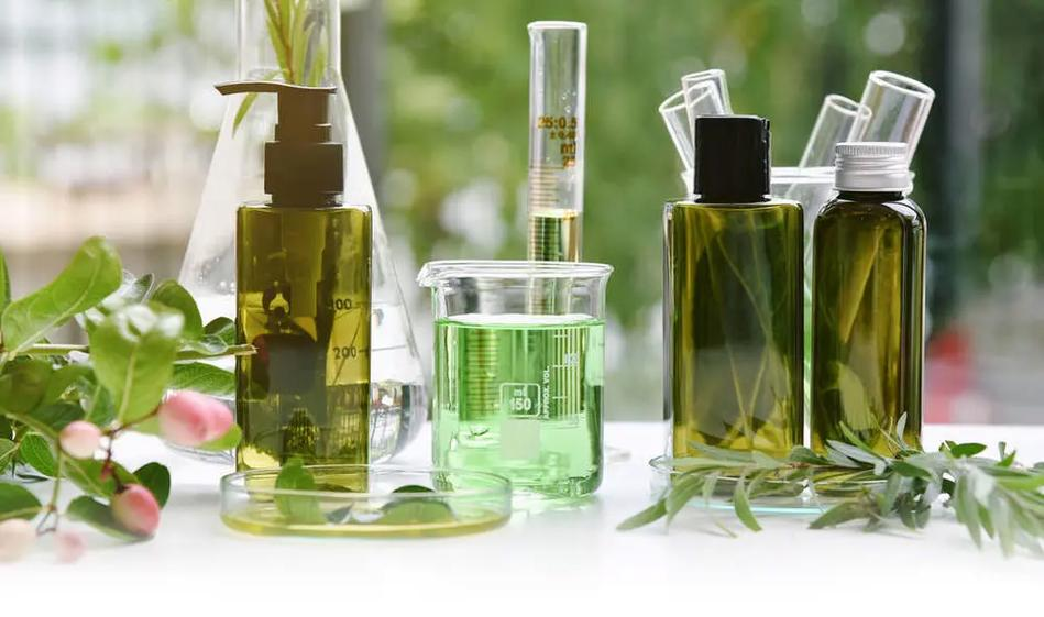 植物提取物與精油的區別及提取方法 解析天然香料的世界
